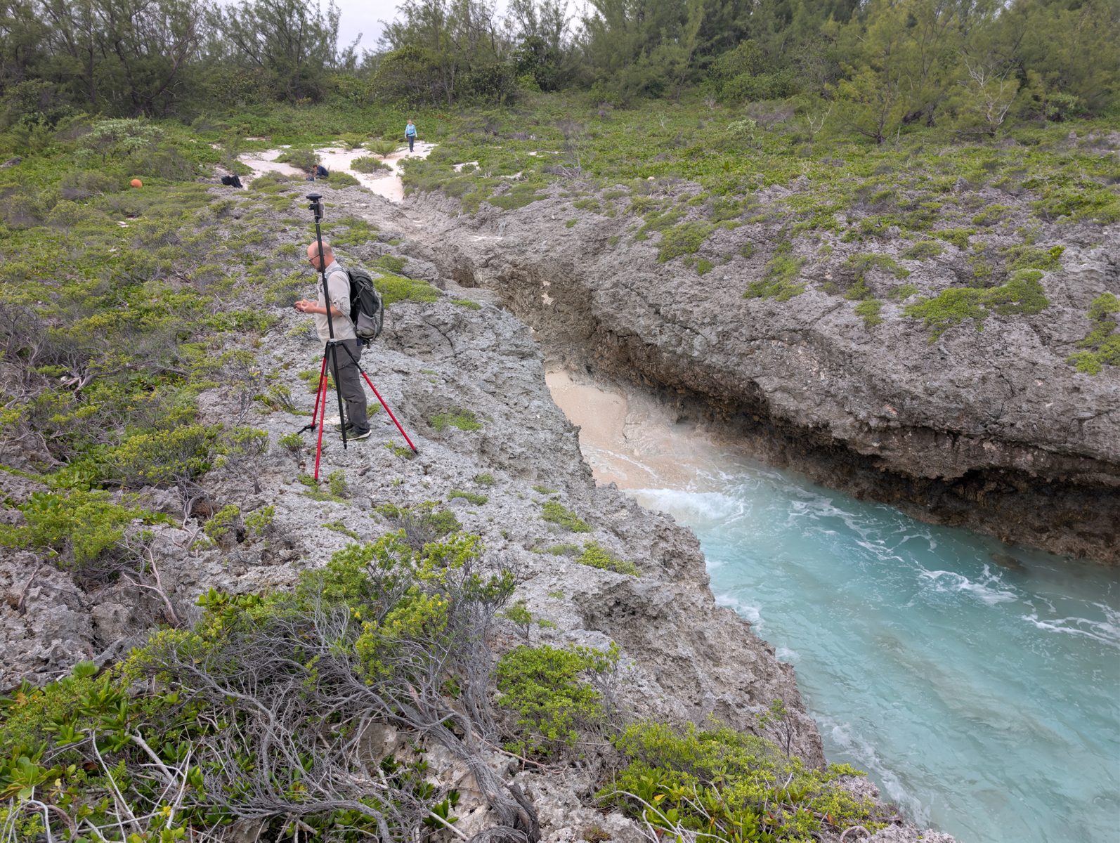 HS124 wind setup microatolls: Wind and waves pushed water across microatoll-like colored rims on the reef flat.